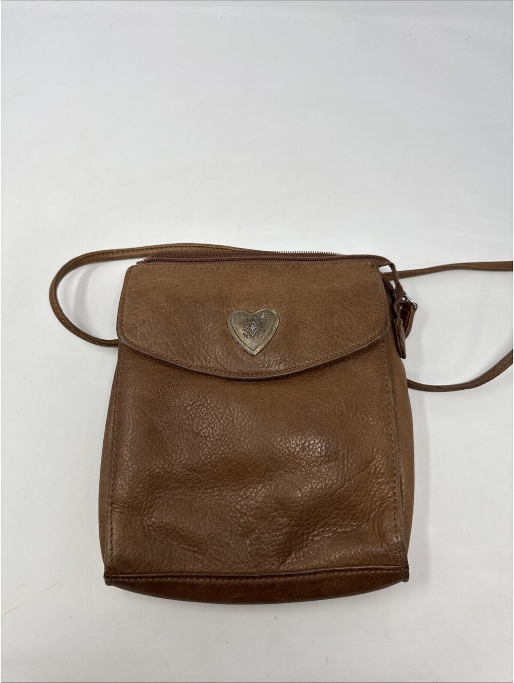 Vintage Y2K 90s Fossil Crossbody Mini Bag Heart Soft Leather British Tan Brown